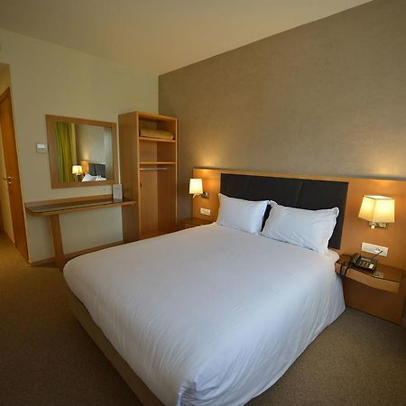 Annakhil Hotel ราบัต ภายนอก รูปภาพ